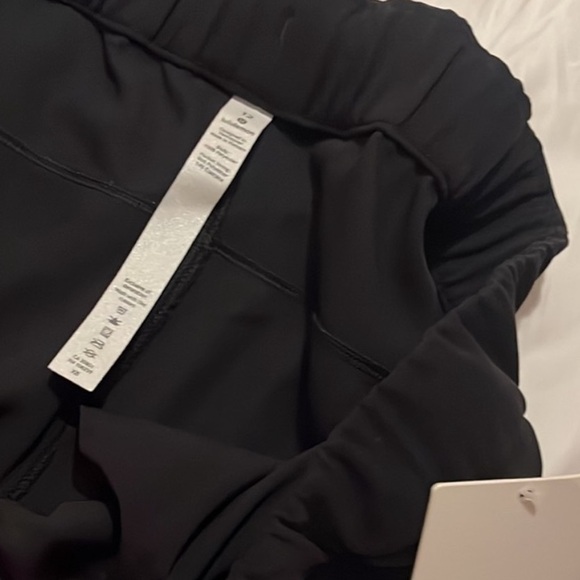 Lululemon On the Fly Pant 7/8 Pant - Luxtreme - Black - Picture 6 of 7